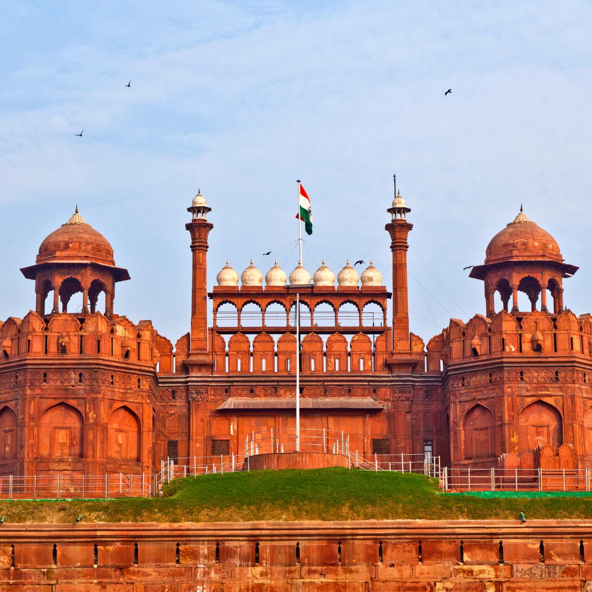Tourist-spots-of-delhi (1)